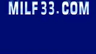 مصري مع عشيقته في الحمام بينيكها على الواقف ويصورها