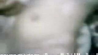 فيلم سكس لشرموطة يمنية تتناك من كسها الضيق - سكس قديم