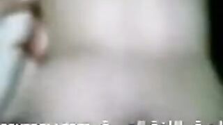 فيلم سكس لشرموطة يمنية تتناك من كسها الضيق - سكس قديم