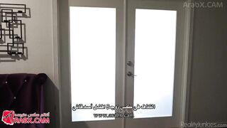 ممحونة تتناك من صاحب جوزها في البيت ويقذف في كسها - سكس مترجم