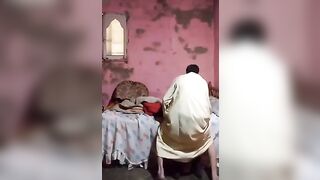 فلاحة مصرية تتفشخ من النيك الخلفي وتمص الزب