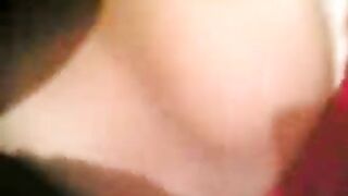 فيلم سكس مصرية متجوزة بتقول لجوزها افشخ كسي من النيك