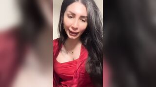 فيديو العراقية ميرا النوري تتكلم مع المتابعين