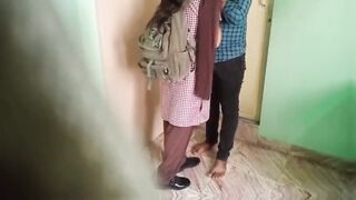 مصري هايج بينيك بنت اخوه بعد رجوعها من المدرسة