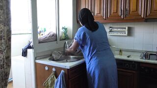 فيلم سكس سعودي لشاب فاشخ كس خالته نيك بالمطبخ