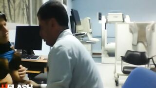 سكس مصري مسرب لدكتور هايج بينيك مريضة مربربة