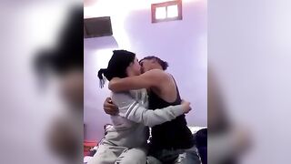 فيلم سكس لمغربي نازل في بزاز اخته تقفيش