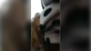 شاب مصري هايج بيزنق بنت عمه ويفشخ طيزها من النيك