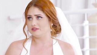 عروسة شقراء تتناك من صديق زوجها في يوم فرحها