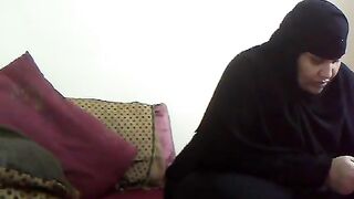 فيلم سكس لزوجة مصرية منقبة مع صاحب جوزها