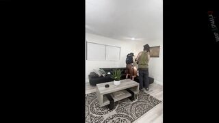 فيلم سكس القحبة السعودية باربي نجد تتناك مع شاب اسود