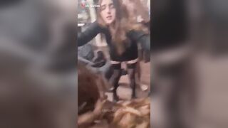 شرموطة مصرية من التجمع الخامس بتتفخ نيك من خالها الهايج