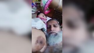 عربية مزة جسمها نار بتتفشخ نيك من ابو زوجها ويصورها