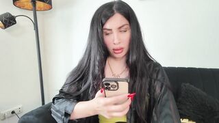 سكس عراقي ميرا النوري تتناك من ابن اخوها الهايج