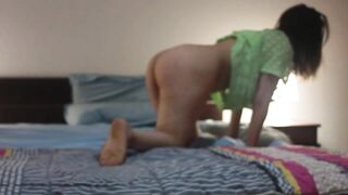 فيلم سكس لديوث مصري يصور وهو بينيك مراته في فندق - سكس مصري