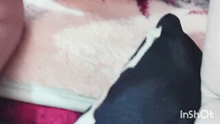انا مدام سمر المتناكة بعشق النيك بالزب الكبير ويفشخ كسي
