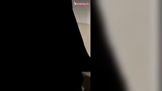 سعودية مربربة تتناك وتتشرمط على زب فحلها